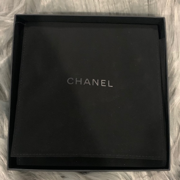 Chanel CC Chain Link Crystal Choker - Picture 6 of 8